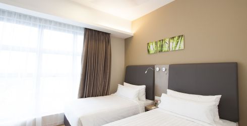 hotel room image