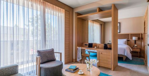 hotel room image