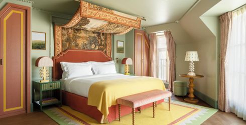 hotel room image