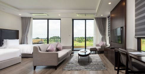 hotel room image