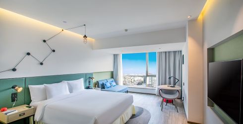 hotel room image