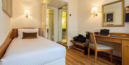 hotel room image