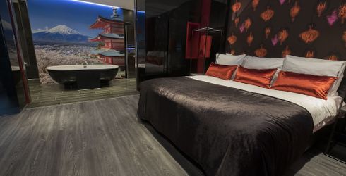 hotel room image