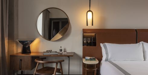 hotel room image