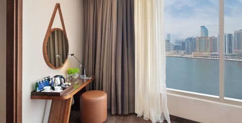 hotel room image