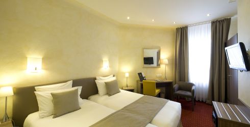 hotel room image