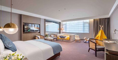 hotel room image