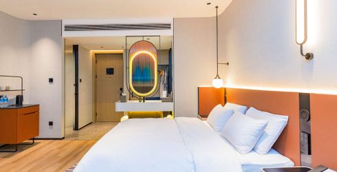 hotel room image