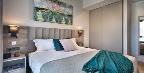 hotel room image