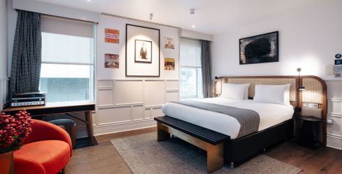 hotel room image