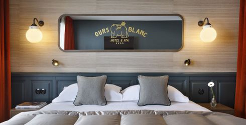 hotel room image