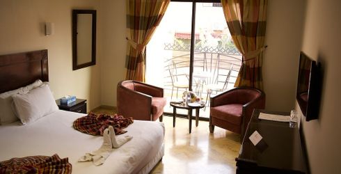 hotel room image