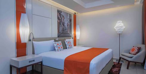 hotel room image