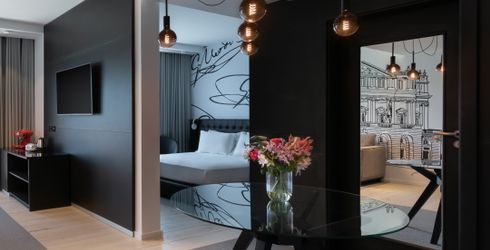 hotel room image