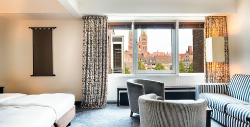 hotel room image