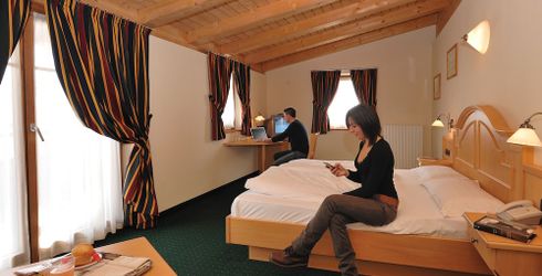 hotel room image