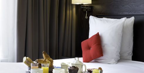 hotel room image