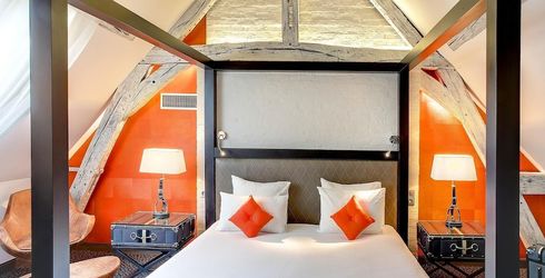 hotel room image
