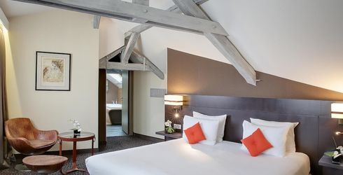 hotel room image