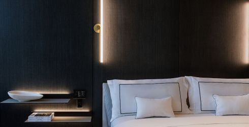 hotel room image