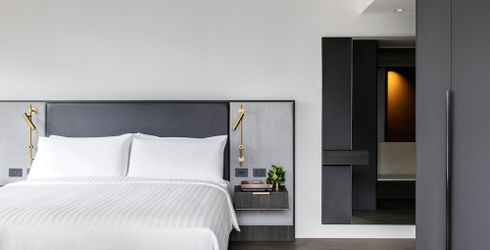 hotel room image