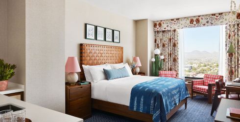 hotel room image