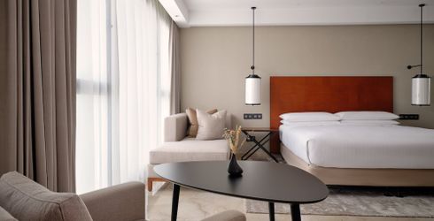 hotel room image