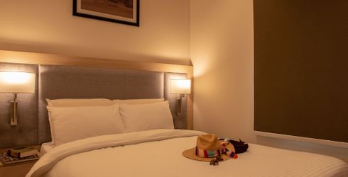 hotel room image