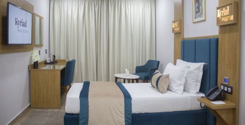 hotel room image