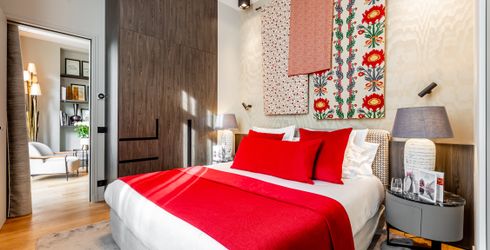 hotel room image