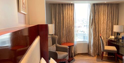 hotel room image