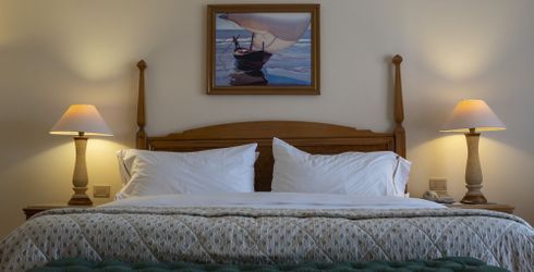 hotel room image