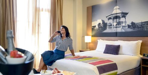 hotel room image