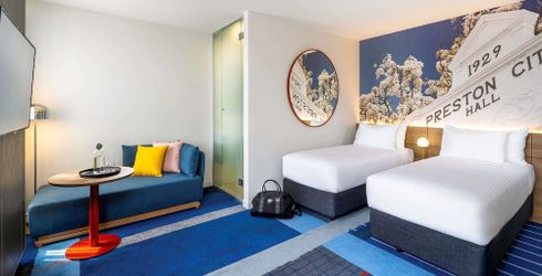 hotel room image