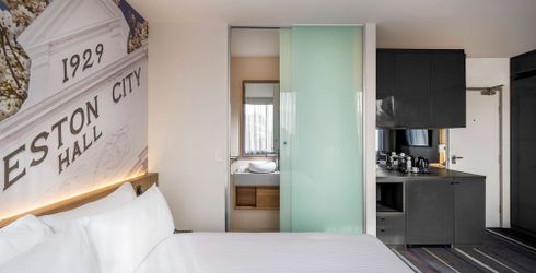 hotel room image