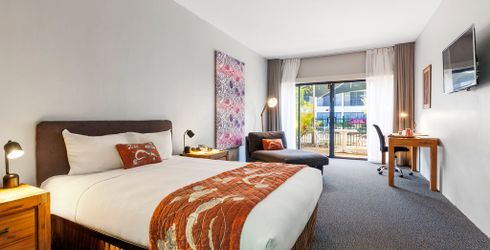 hotel room image