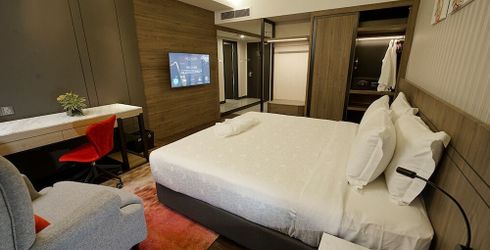 hotel room image
