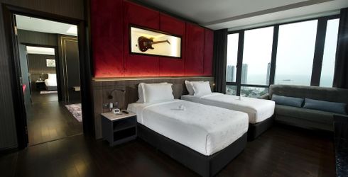 hotel room image