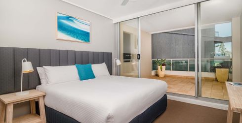 hotel room image