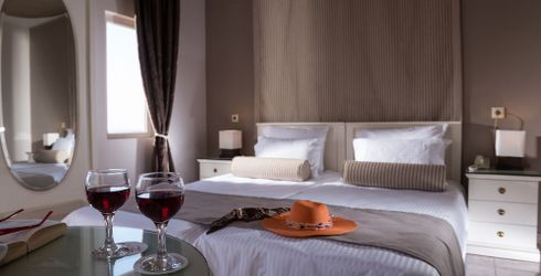 hotel room image
