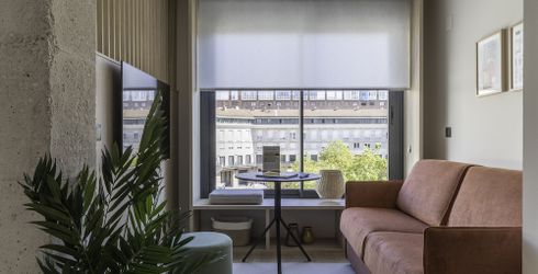 hotel room image