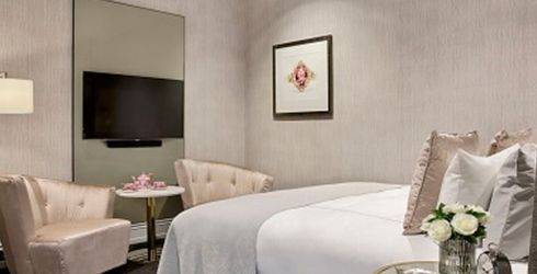 hotel room image