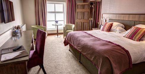 hotel room image