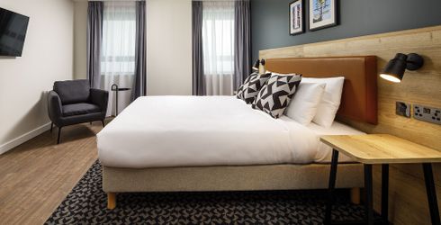 hotel room image