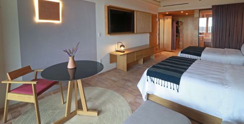 hotel room image