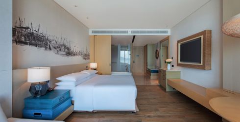 hotel room image