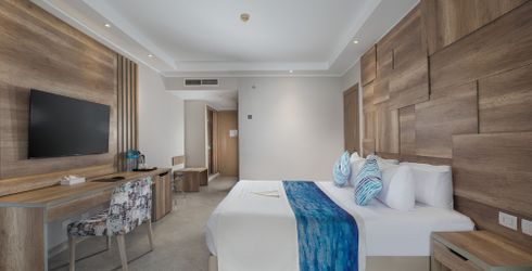 hotel room image