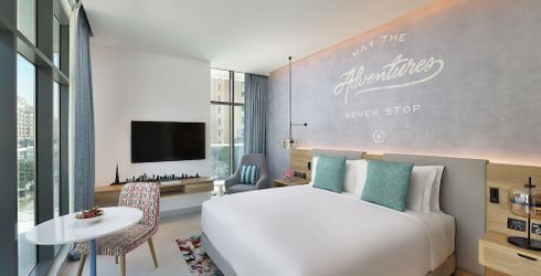 hotel room image