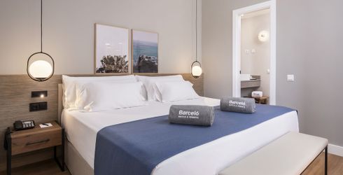 hotel room image
