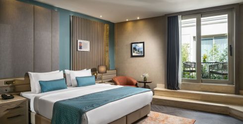 hotel room image